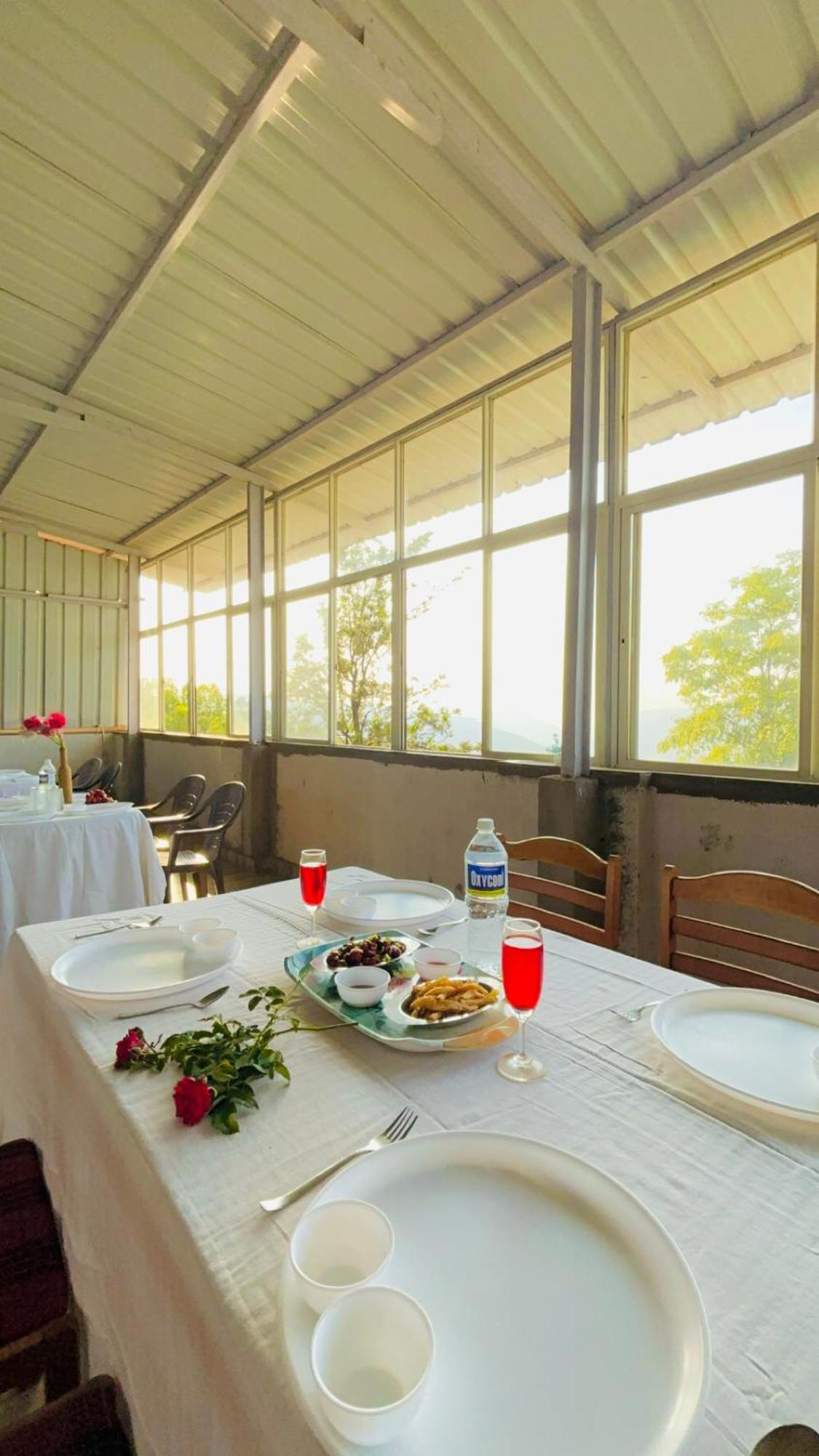 Hotel Oneness Mahableshwar Mahābaleshwar Exterior foto